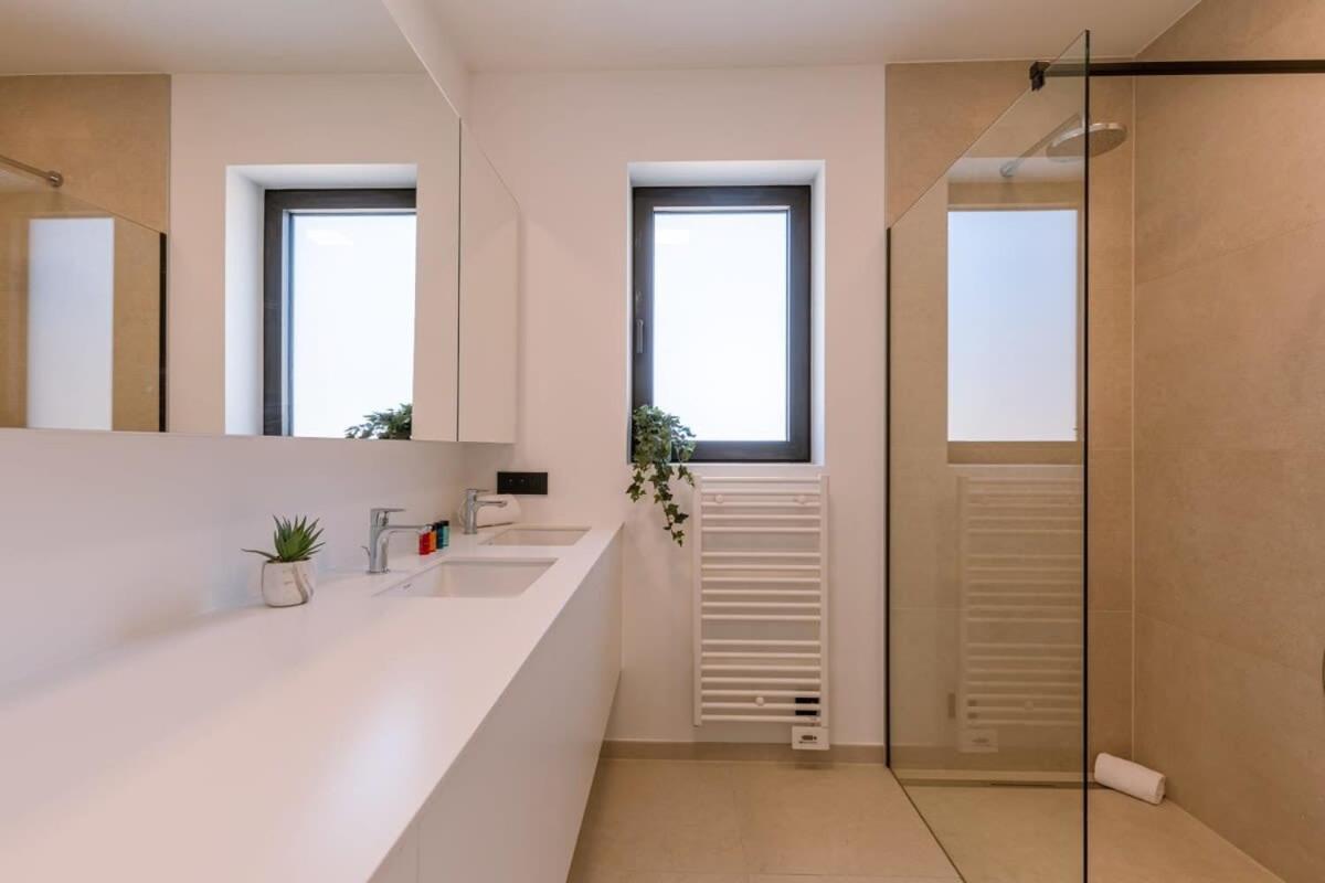 New, Luxurious And Modern Apartment With Private Parking Koksijde Εξωτερικό φωτογραφία
