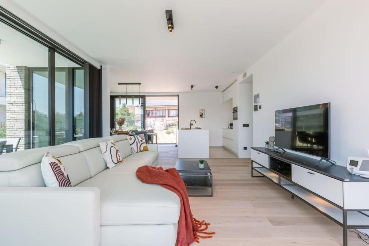 New, Luxurious And Modern Apartment With Private Parking Koksijde Εξωτερικό φωτογραφία