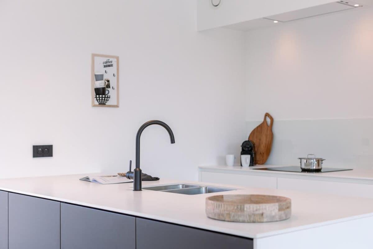 New, Luxurious And Modern Apartment With Private Parking Koksijde Εξωτερικό φωτογραφία