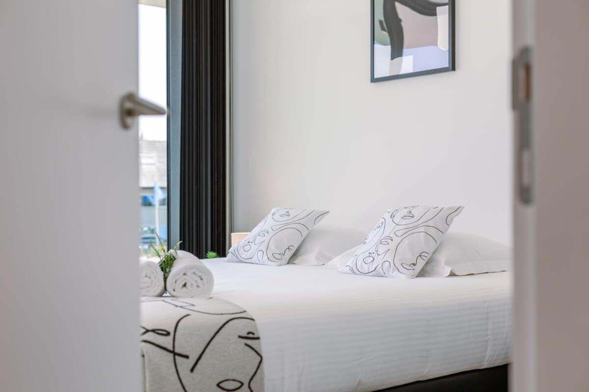 New, Luxurious And Modern Apartment With Private Parking Koksijde Εξωτερικό φωτογραφία