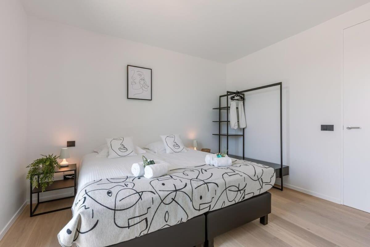 New, Luxurious And Modern Apartment With Private Parking Koksijde Εξωτερικό φωτογραφία